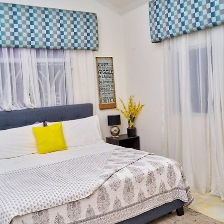 Caribbean Estates, 10 Mins From The Beach, Beautiful Gated Community Portmore Exterior foto